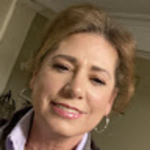 Meet your Posher, Leann